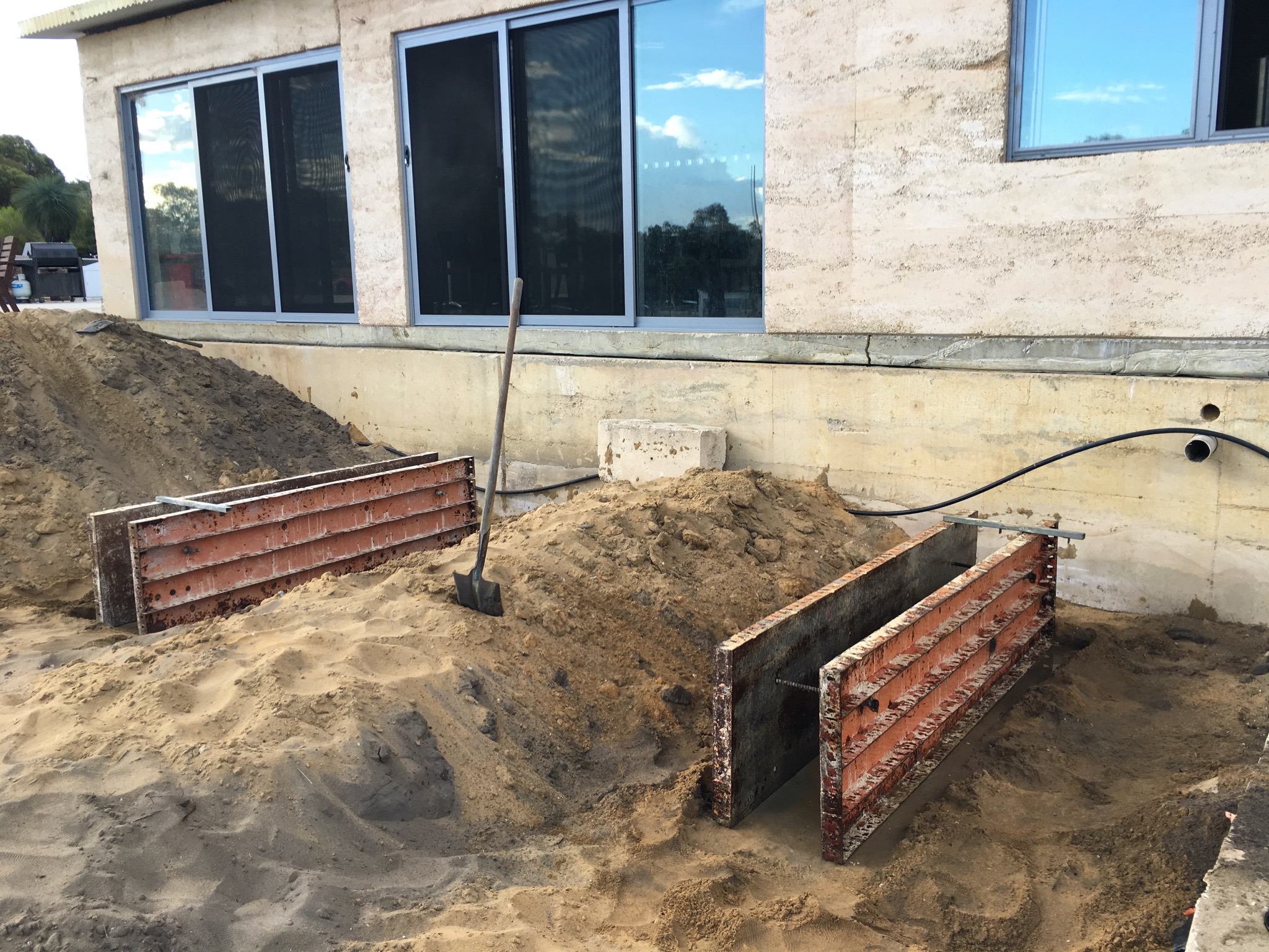 1 April 2019 N Verandah Support Walls Formed Up