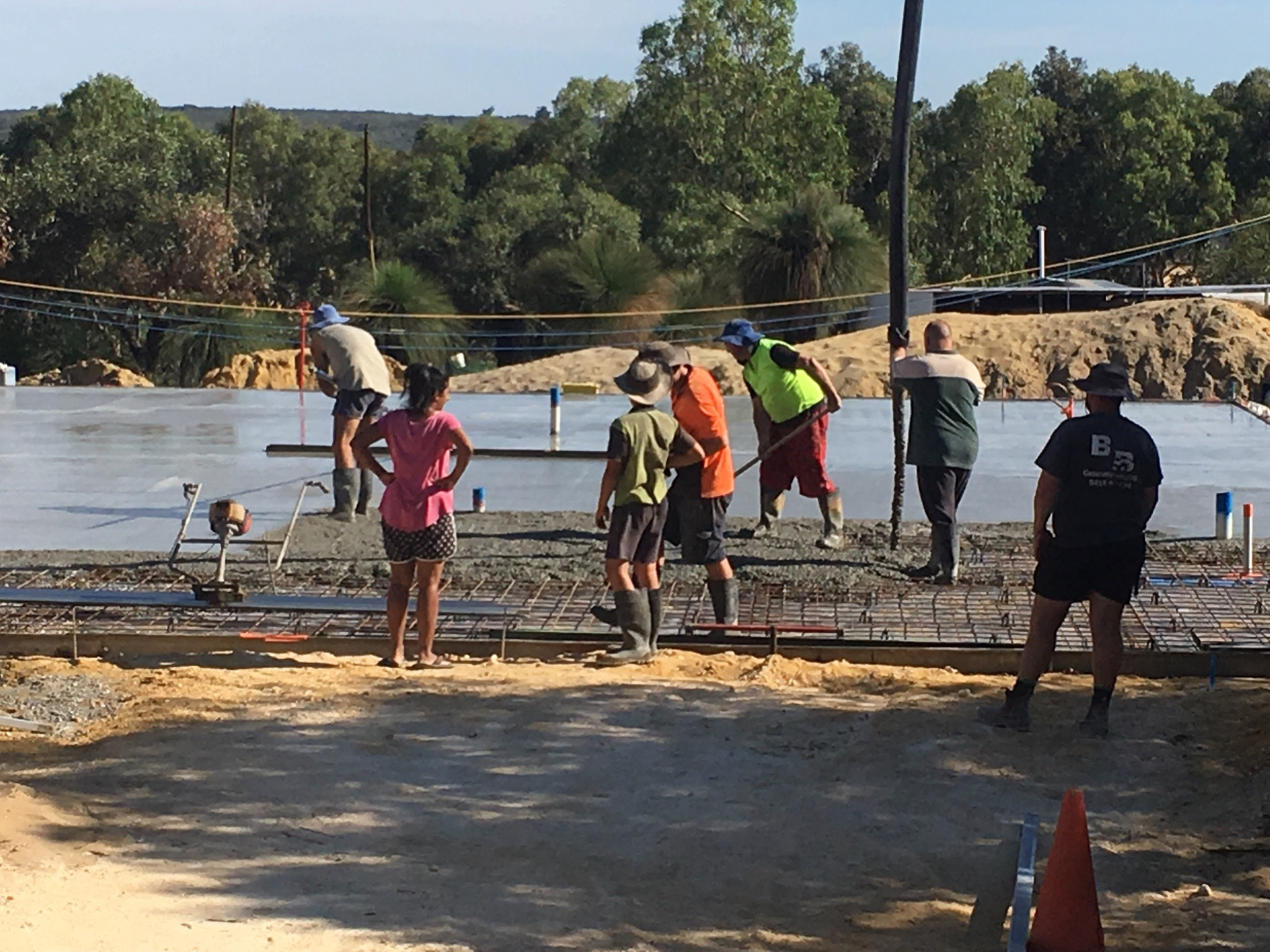 17 November 2014 COncrete Last section of Main Slab